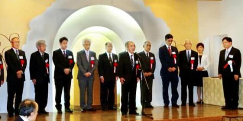 100周年で歴代会長ら表彰　須賀川歯科医師会が記念式典